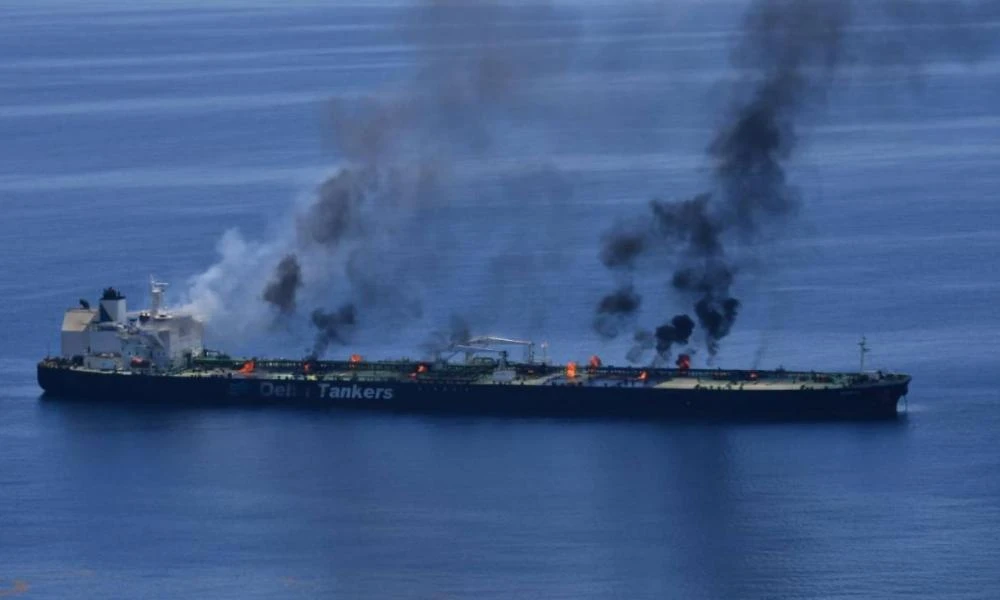 Επιχείρηση «Ασπίδες»: «Περιβαλλοντικός κίνδυνος» το δεξαμενόπλοιο «Σούνιο»